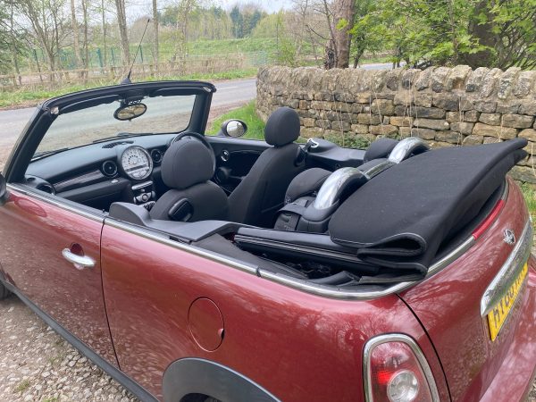 Mini Cooper Cabriolet - 2010 60 Plate - Image 10