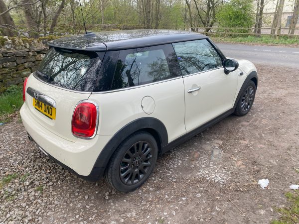 Mini Cooper Diesel - 2014 14 Plate - Image 3