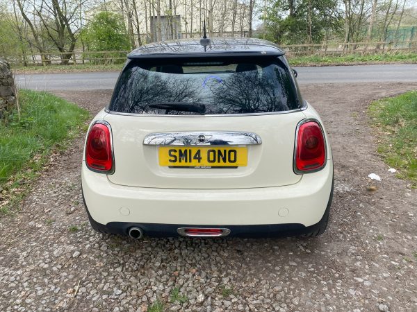 Mini Cooper Diesel - 2014 14 Plate - Image 4